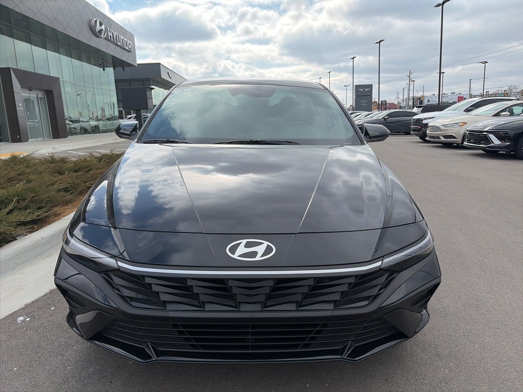 2025 Hyundai ELANTRA SEL Sport