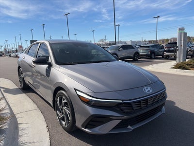 2025 Hyundai ELANTRA SEL Sport
