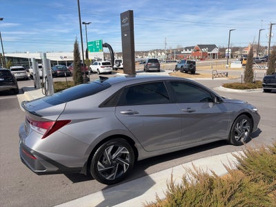 2025 Hyundai ELANTRA SEL Sport