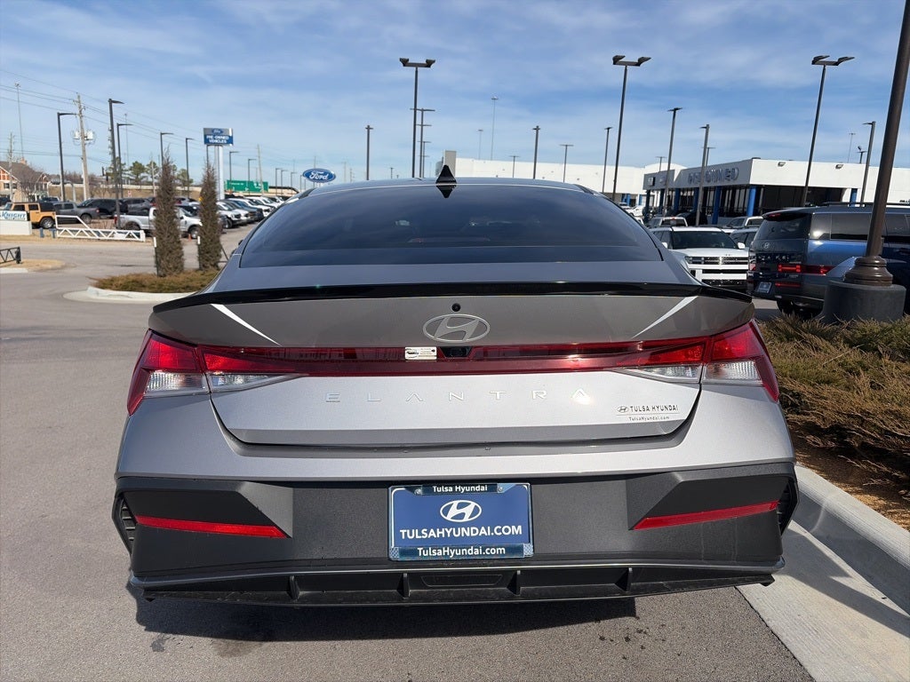 2025 Hyundai ELANTRA SEL Sport