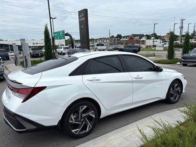 2025 Hyundai ELANTRA SEL Sport