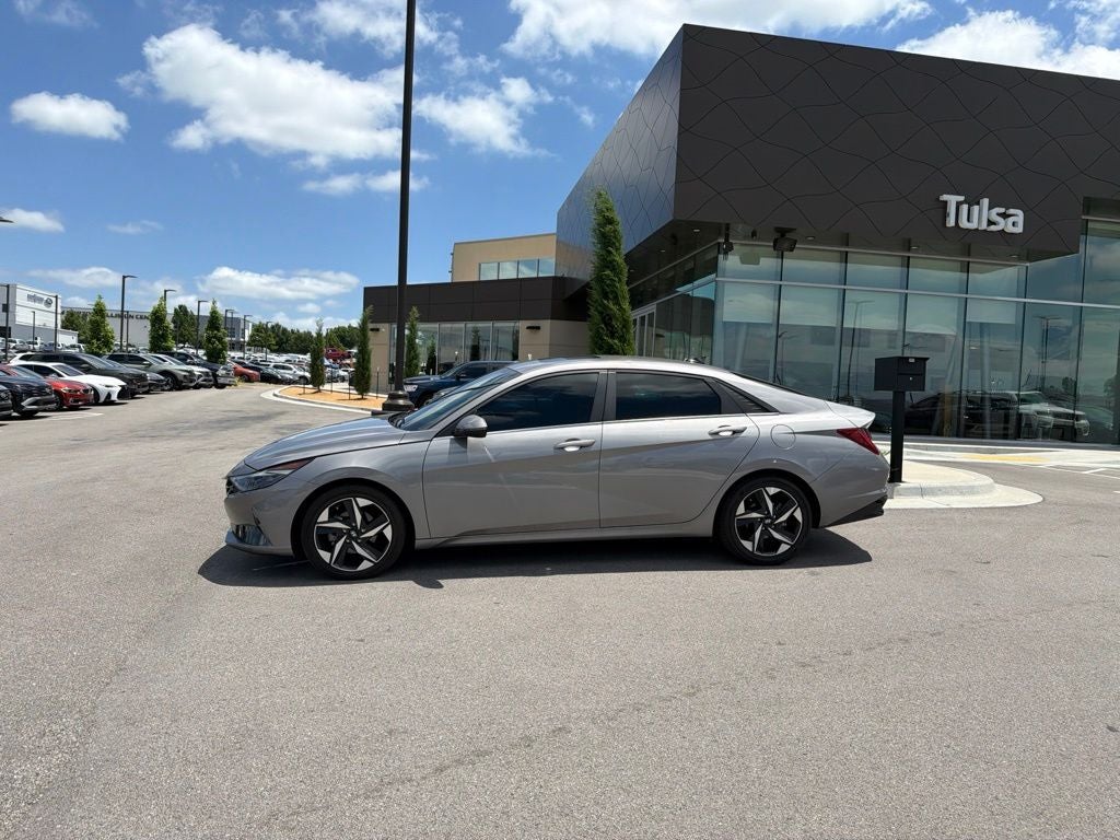 2023 Hyundai ELANTRA HYBRID Limited