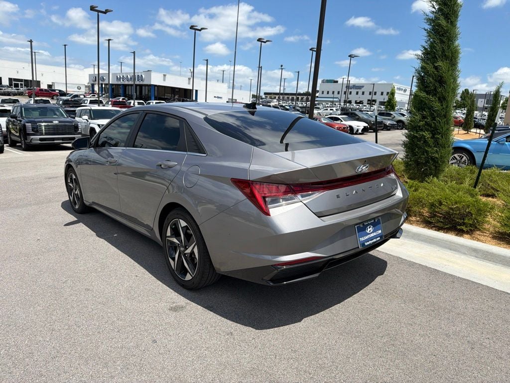 2023 Hyundai ELANTRA HYBRID Limited