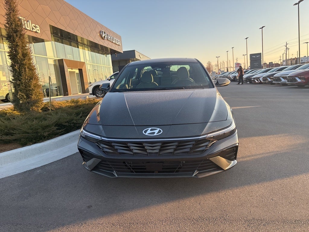 2024 Hyundai ELANTRA HYBRID Limited