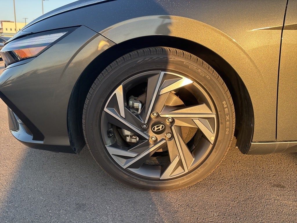 2024 Hyundai ELANTRA HYBRID Limited