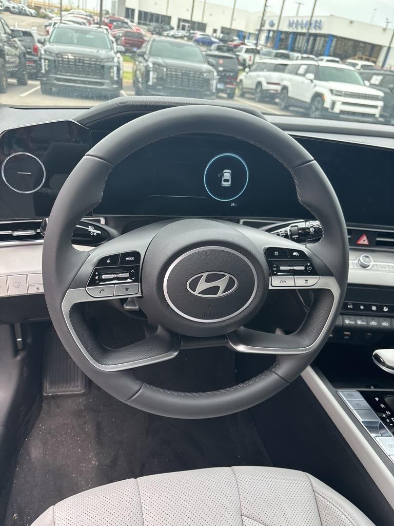 2025 Hyundai ELANTRA HYBRID Limited