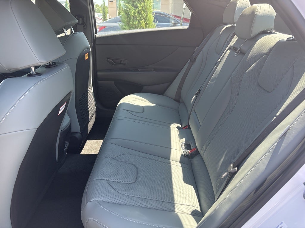 2025 Hyundai ELANTRA HYBRID Limited