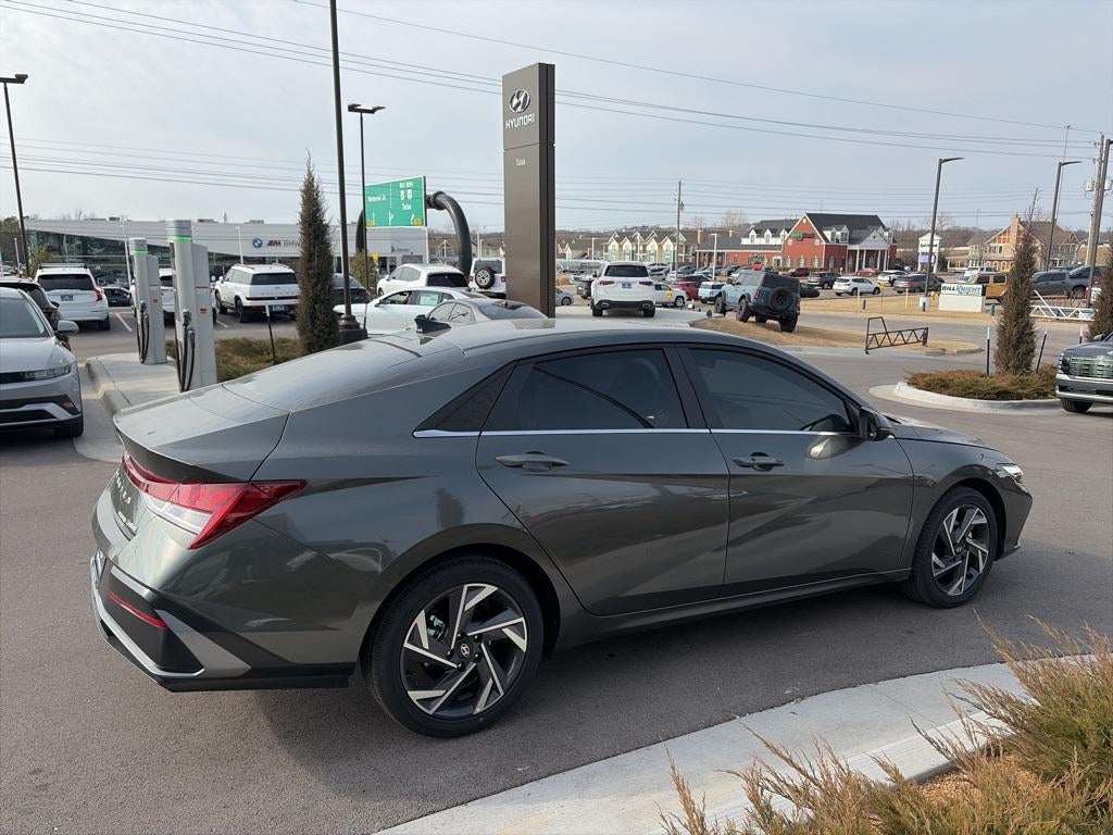 2026 Hyundai ELANTRA Limited