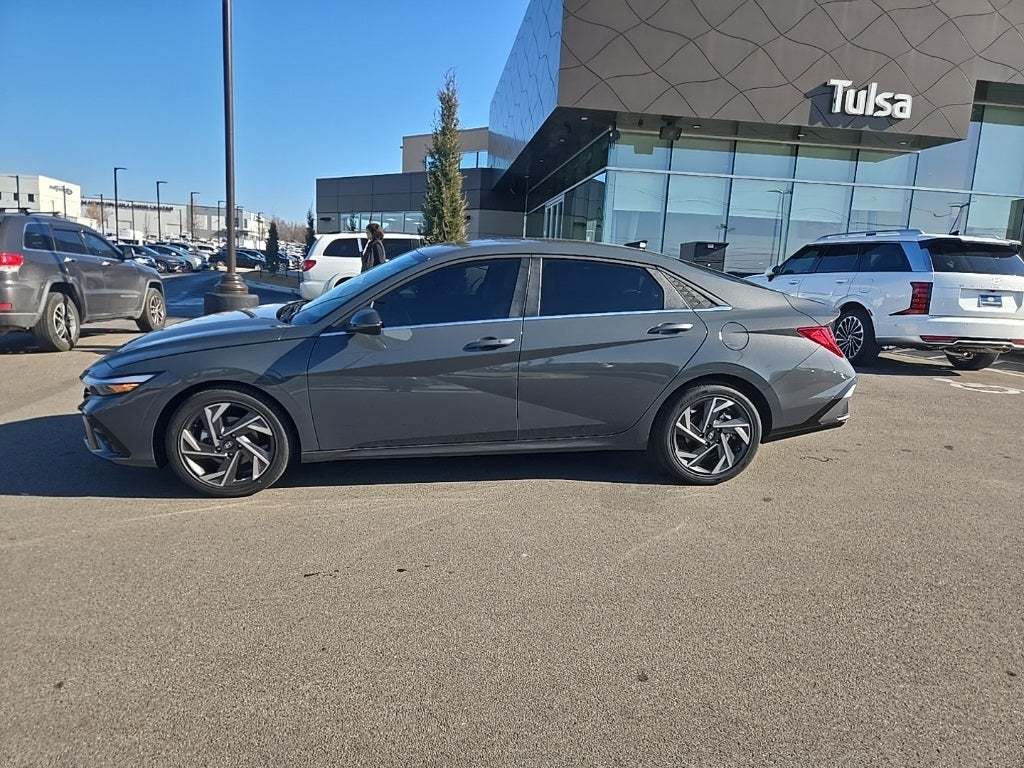 2026 Hyundai ELANTRA Limited