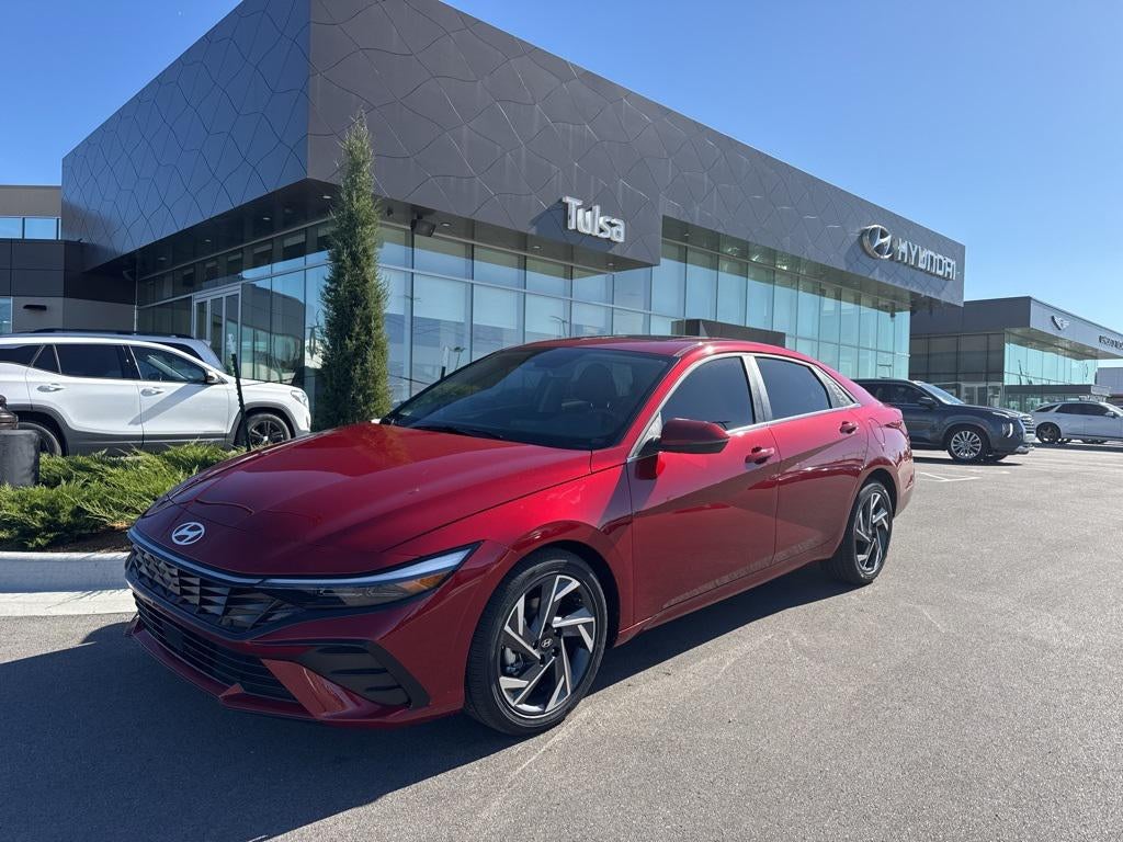 2025 Hyundai ELANTRA Limited