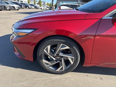 2025 Hyundai ELANTRA Limited