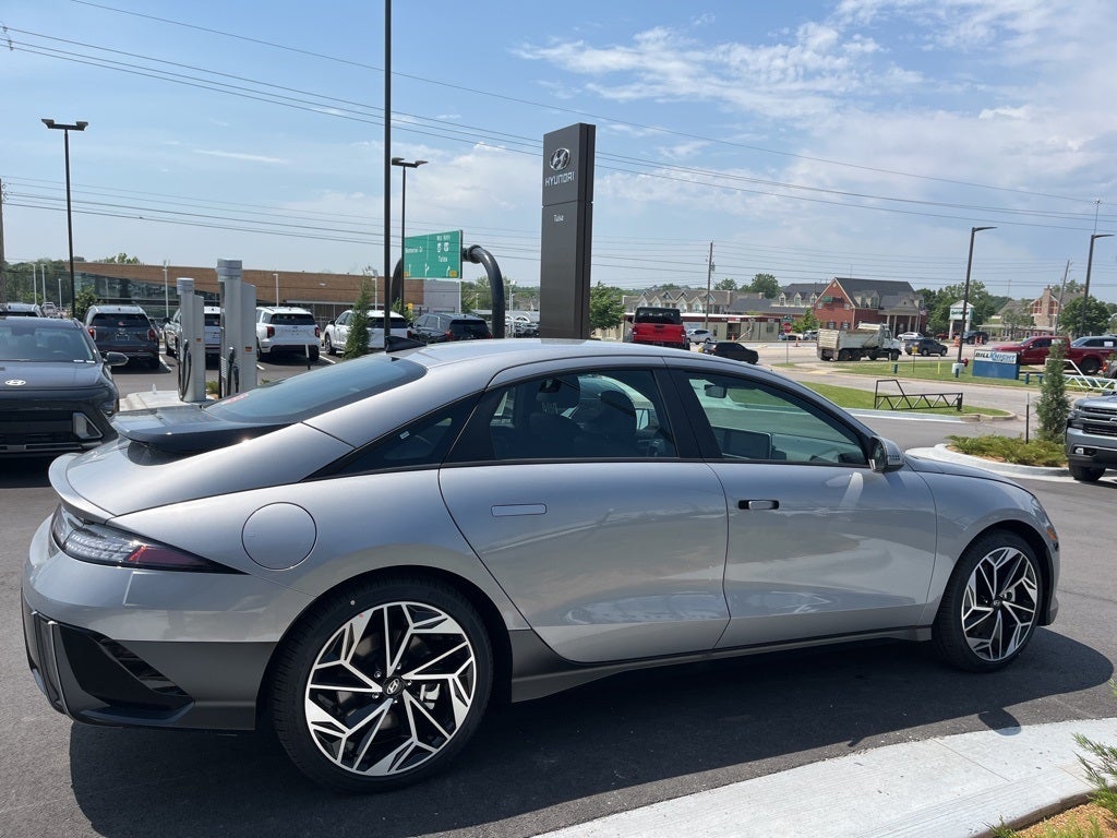 2024 Hyundai IONIQ 6 SEL