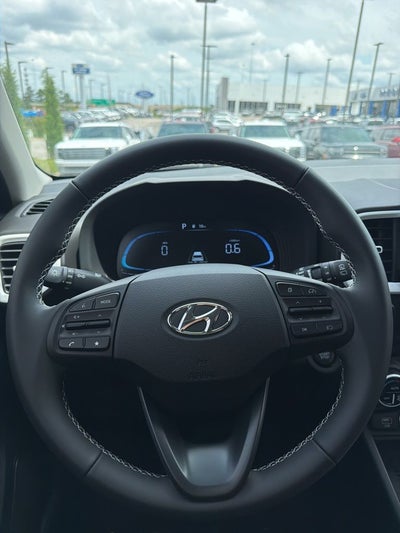 2026 Hyundai VENUE SEL W/Two-Tone Roof
