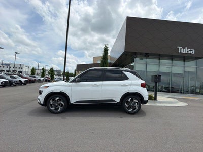 2026 Hyundai VENUE SEL W/Two-Tone Roof