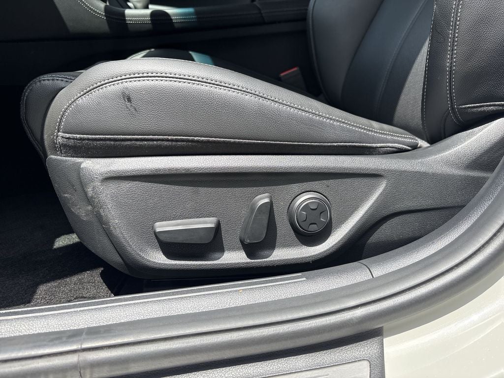 2026 Genesis G70 2.5T