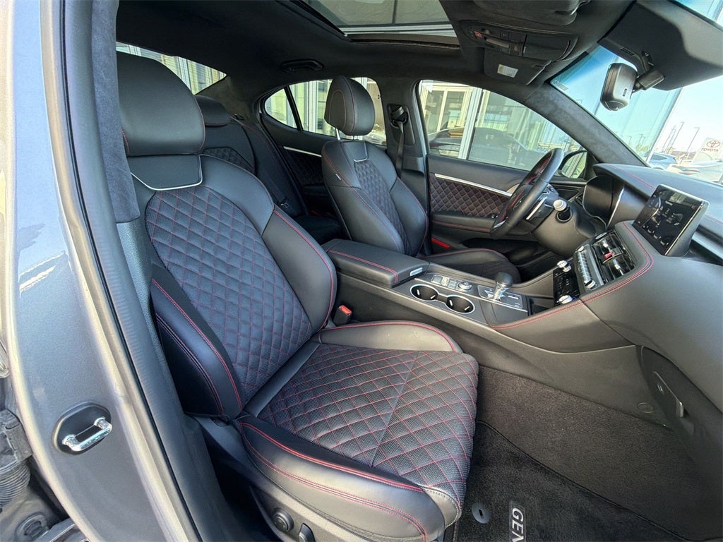 2025 Genesis G70 3.3T Sport Advanced