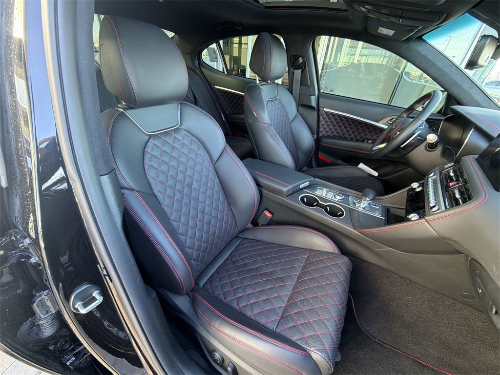 2025 Genesis G70 3.3T Sport Advanced