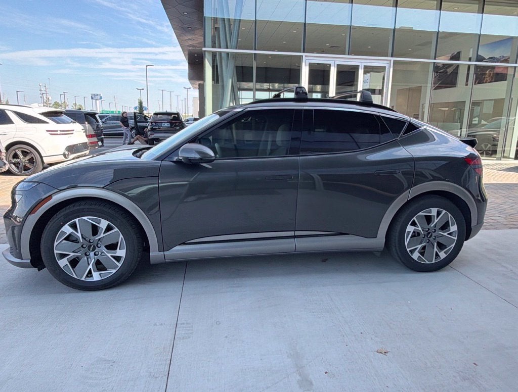 2025 Genesis GV60 Standard