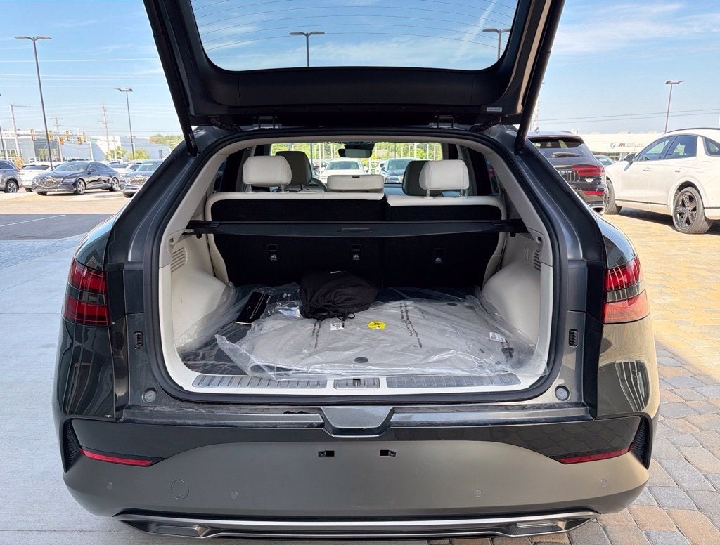 2025 Genesis GV60 Standard