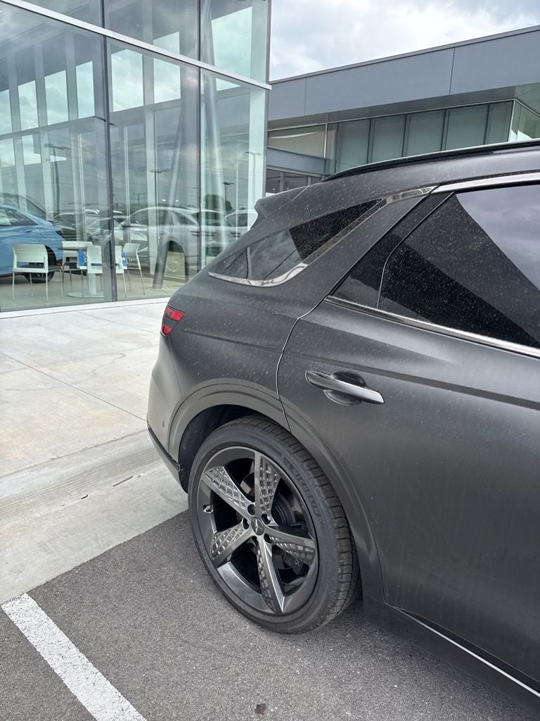 2023 Genesis GV70 2.5T
