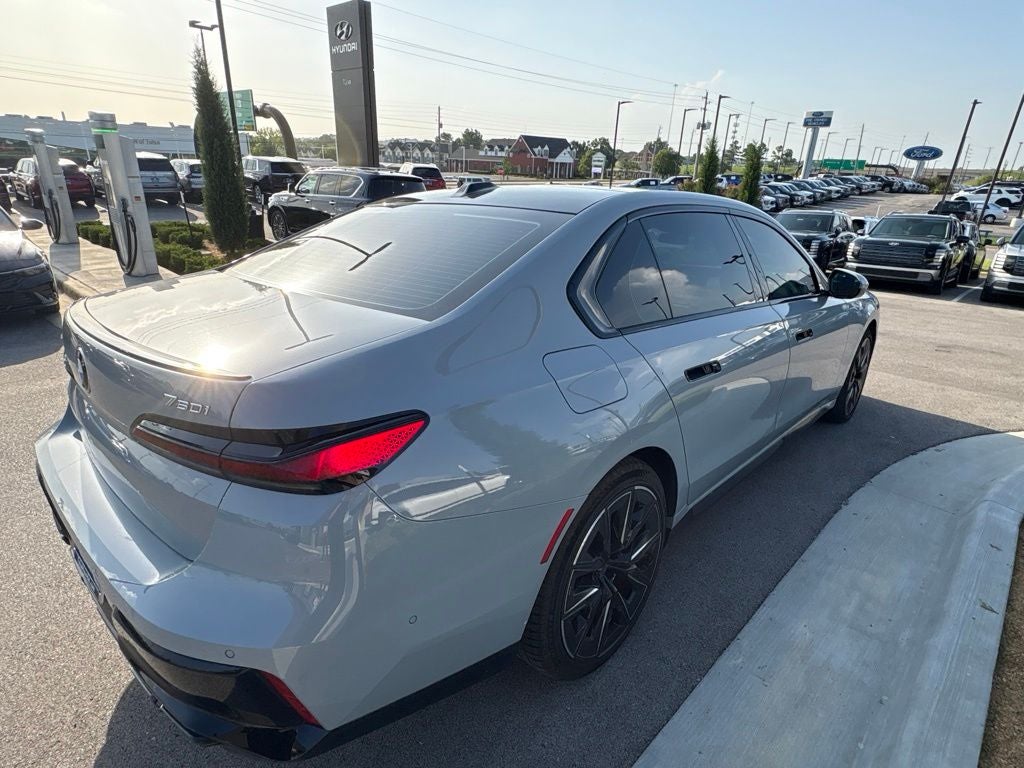 2023 BMW 7 Series 760i xDrive