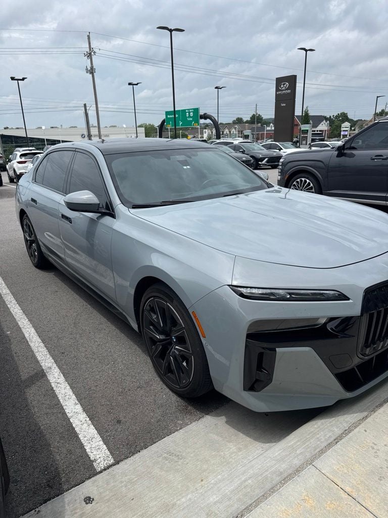 2023 BMW 7 Series 760i xDrive