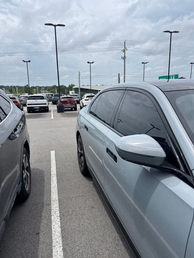 2023 BMW 7 Series 760i xDrive