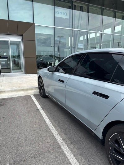 2023 BMW 7 Series 760i xDrive