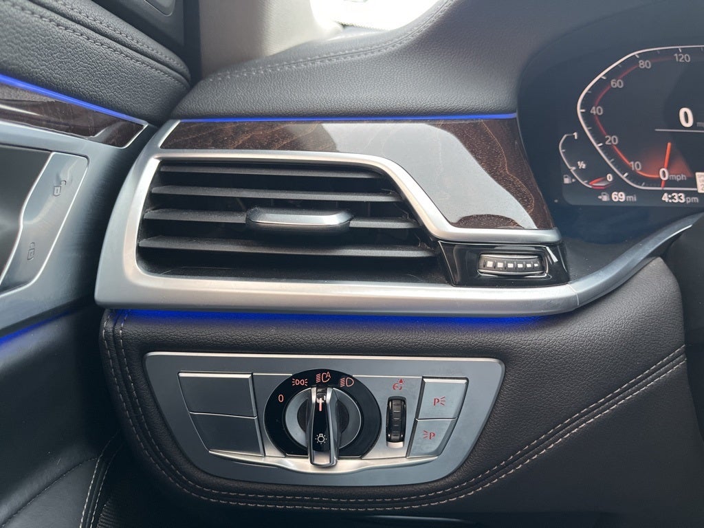 2021 BMW 7 Series 750i xDrive