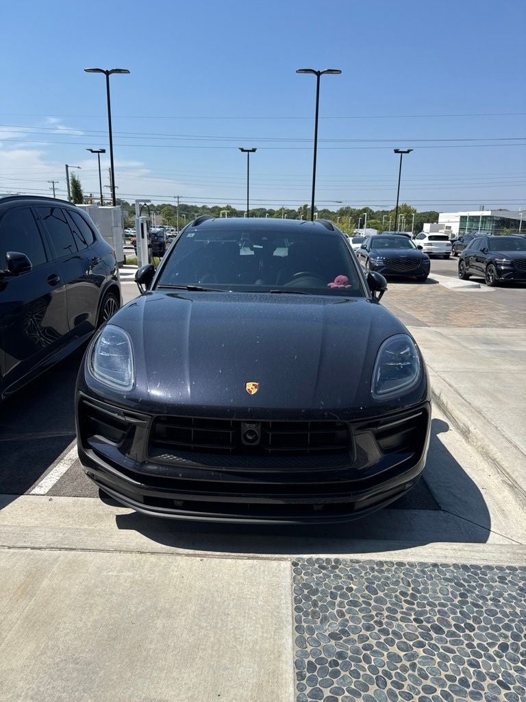 2024 Porsche Macan Base