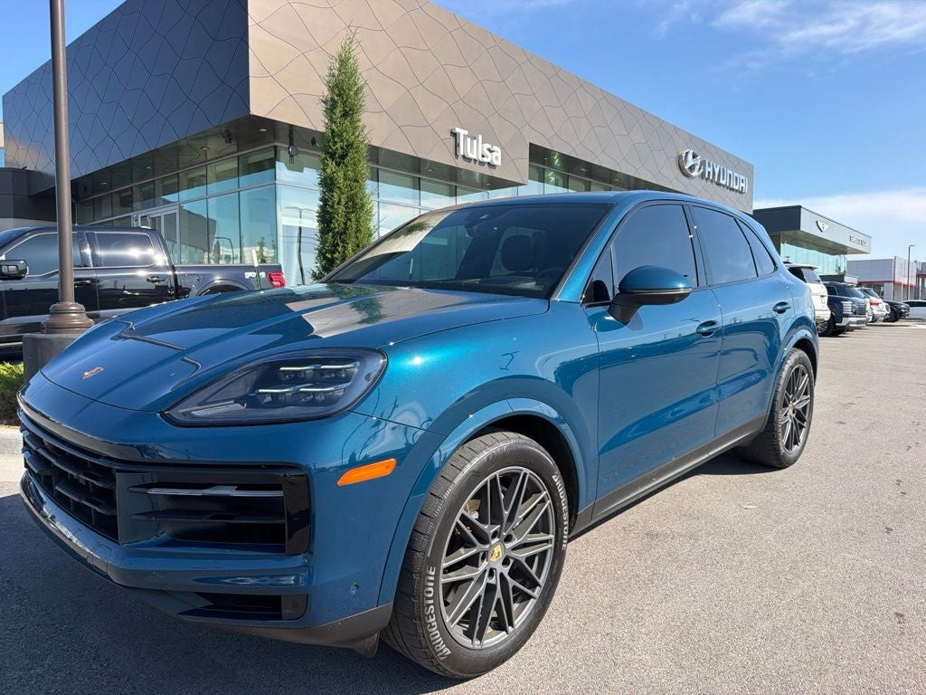 2024 Porsche Cayenne Base