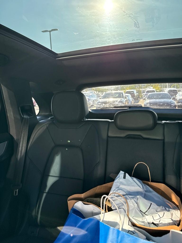 2024 Porsche Cayenne Base