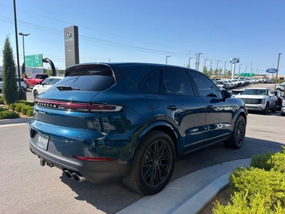 2024 Porsche Cayenne Base