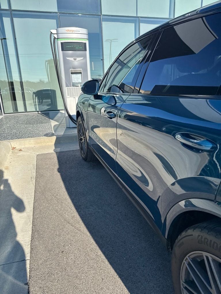 2024 Porsche Cayenne Base