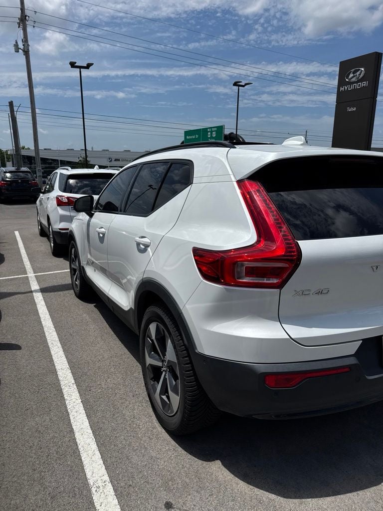 2023 Volvo XC40 Ultimate