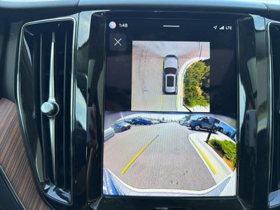 2024 Volvo XC60 B5 Plus Dark Theme