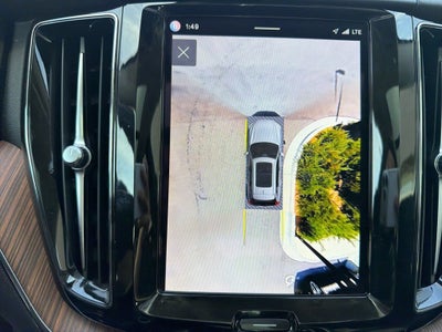 2024 Volvo XC60 B5 Plus Dark Theme